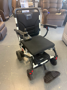 Clearance! Jazzy Carbon 43 pound Folding Power Chair