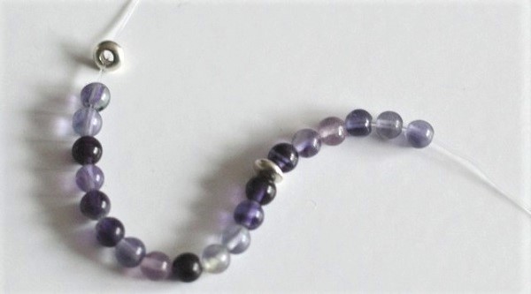 gemstone-pewter-charm-bracelet-tutorial-2.jpg gemstone-pewter-charm-bracelet-tutorial-2.jpg