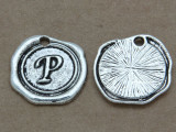 P - Wax Seal Stamp - Pewter Charm 18mm (PW773)