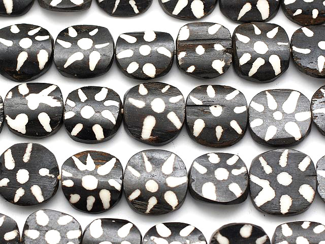 Star Design Batik Bone Beads Large 24mm Kenya African Black and White Round 
