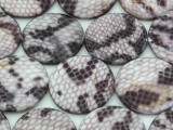 Purple Snakeskin Round Printed Shell Beads 30mm (SH542)