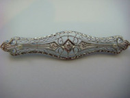 ANTIQUE ART-DECO FILIGREE BROOCH WITH DIAMONDS AND SEA PEARLS