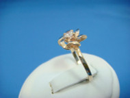 14K YELLOW GOLD FLOWER MOTIF RING WITH 0.20 CT NATURAL DIAMOND, SIZE 6