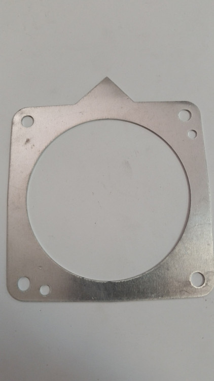 300429 } SPACER PLATE RE