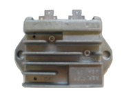 ED0073622940-S } V.REGULATOR - USE ED0073624040-S