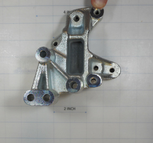 ED0085465920-S } MACHINED ALTERNATOR BRACKET