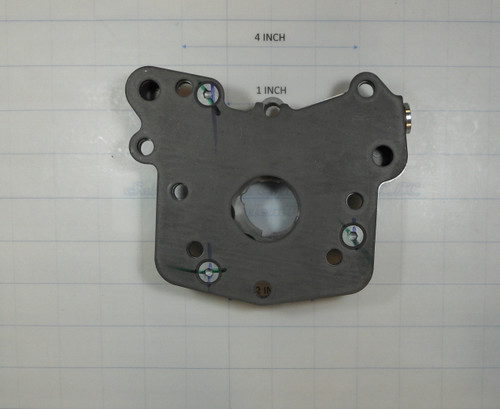 ED0066051370-S } OIL PUMP