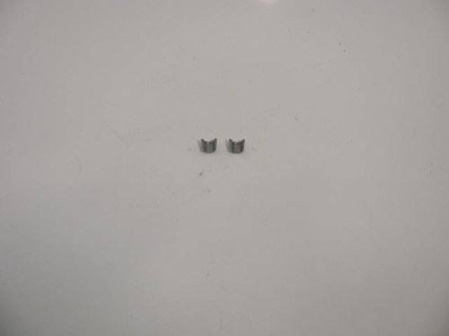 12 755 03-S } KIT: RETAINER
