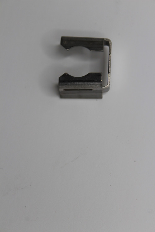 24 154 05-S } CLIP: FUEL INJECTO
