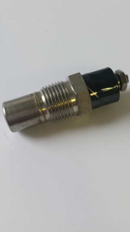 24 418 01-S } SENSOR: OIL TEMPER