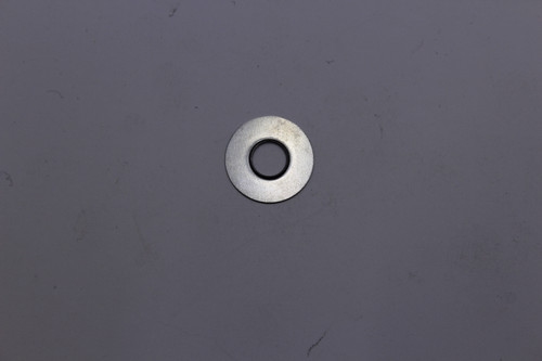 25 154 31-S } CLIP: RETAINER