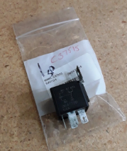 C37515 } SWITCH