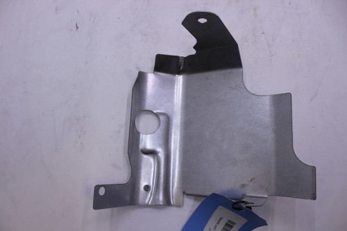 32 063 17-S } BAFFLE: LEFT BARRE
