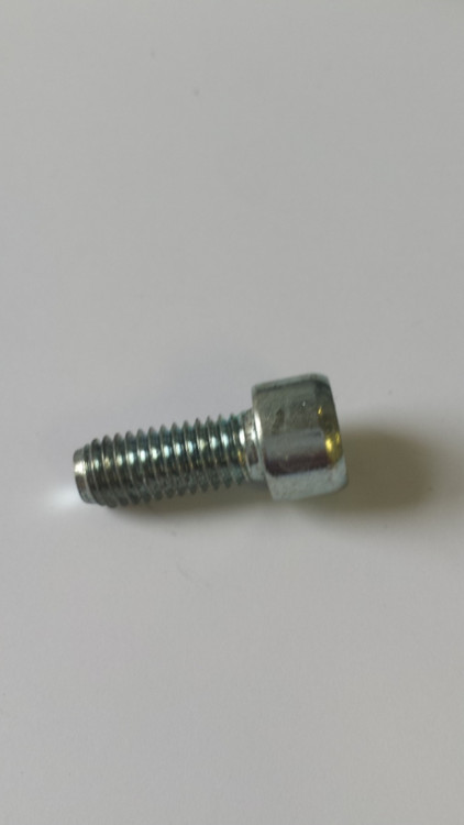 25 086 253-S } SCREW: HEX SOCKET
