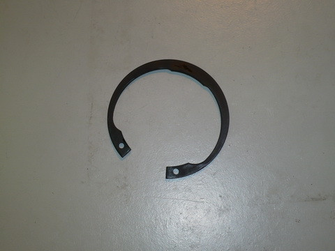 ED0012400490-S } SNAP RING