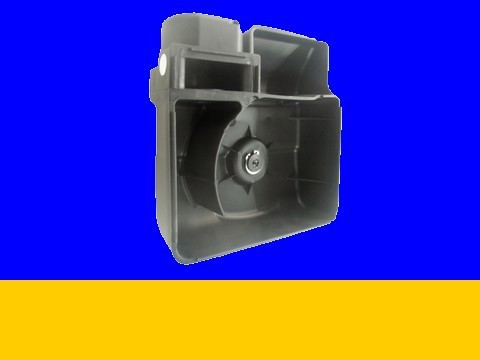 ED0027504560-S } COVER