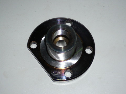 ED0061300990-S } GEAR SHAFT