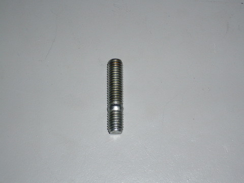 ED0067800530-S } STUD