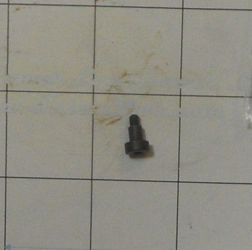 ED0098652020-S } SCREW