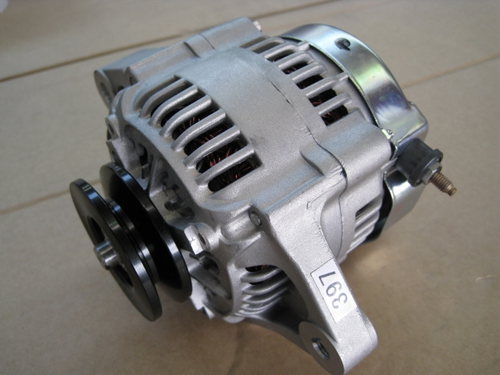 ED0011573970-S } ALTERNATORE/ALTERN