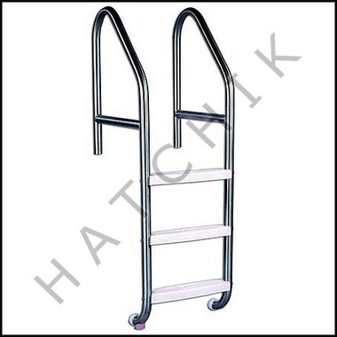H1233 LADDER-COMMERCIAL CROSSBRACED 3 STEP .065       #42126
