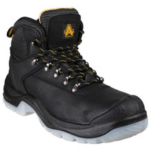 Hardwearing & rugged safety boot crafted with full grain crazy horse leather upper, steel toe & midsole, injected moulded PU scuff cap and durable PU/TPU outsole