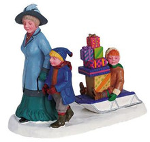 62275 -  Shoppers with Sled - Lemax Christmas Village Figurines