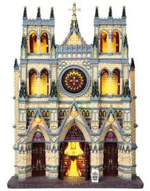 95916 -  St. Patrick's Cathedral, Battery-Operated (4.5v) - Lemax Christmas Village Facades