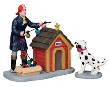 52320 - Spot Helps Out, Set of 2 - Lemax Christmas Figurines