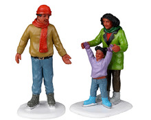 22125 - Family Ice Follies, Set of 2 - Lemax Christmas Village Figurines