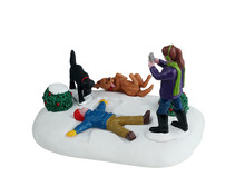 43715 - Snow Angel's Best Friend - Lemax Christmas Village Table Pieces