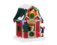 44331 - Dasher's Den, AC Adaptable - Lemax Christmas Village Table Pieces