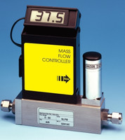 Stainless Steel Electronic Mass Flow Controller A1 Viton® Seals 0-10 sccm Output Signal V = 0-5 VDC Model A810T-S-V-00010-V