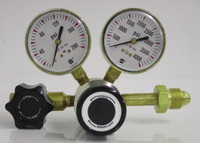 Brass High Purity B4 Single Stage Pressure Regulator Model 3101PM Del Press. 10-100 psig, Inlet Press. 3000 psig Max PANEL MOUNT