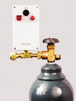 Brass Low Gas Pressure Alarm ELECTRONIC 110 VAC Power CGA Connections With Audio/Visual Alarm And Silence Button