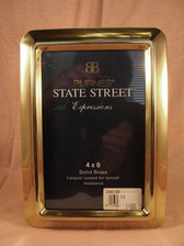 Burnes  ~ BRASS RECTANGULAR FRAME ... For 4 x 6 Picture  *  NEW From Our Shop