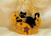 Halloween  ~  TRICK OR TREAT w/Cat ... Wood Hanging  * MINT Condition