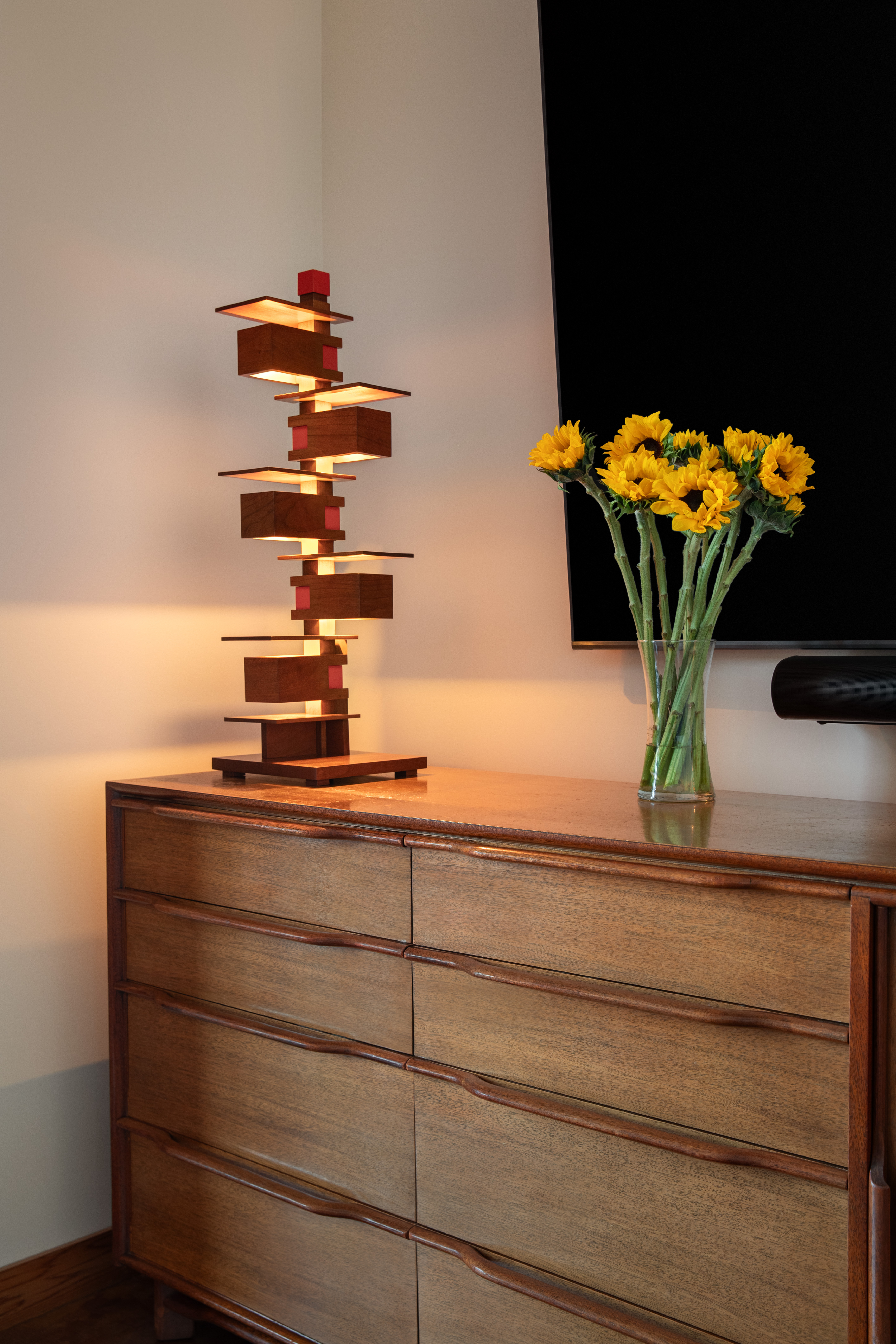 Taliesin 3 Table Lamp pictured in a North Carolina home based on Frank Lloyd Wright's Bachman-Wilson House