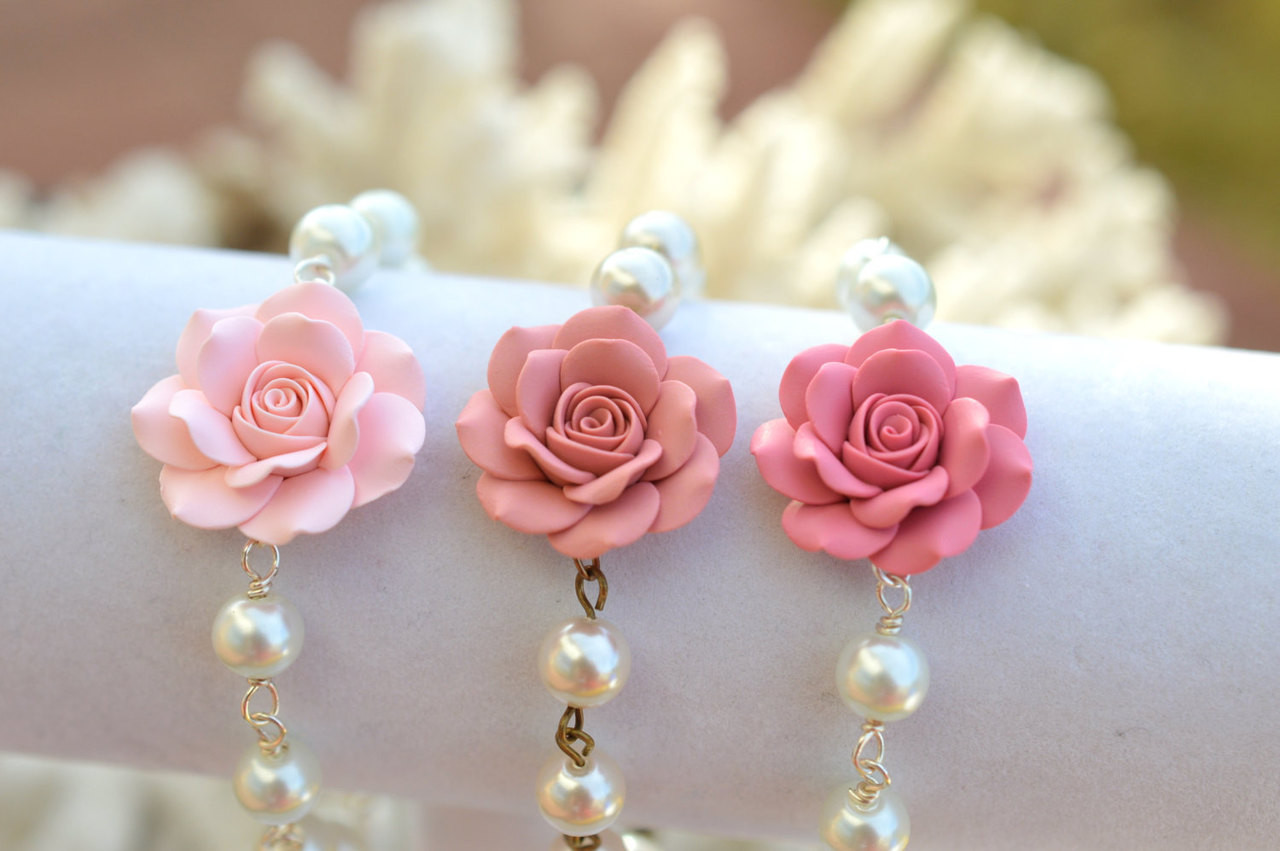 Rosy Pink Flower Bracelet Tutorial