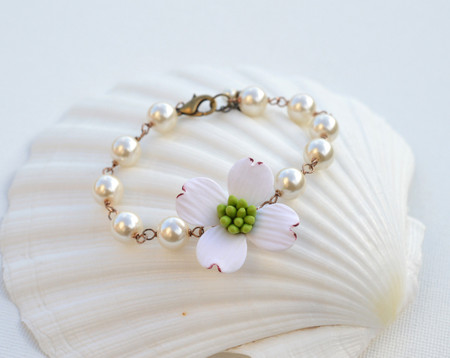 Andrea Link Bracelet in White Dogwood with Pearls