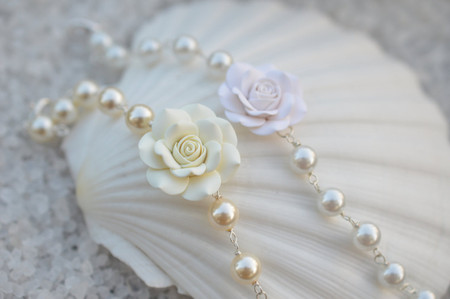 Aaliyah Link Bracelet in  Ivory or White Rose with Pearls