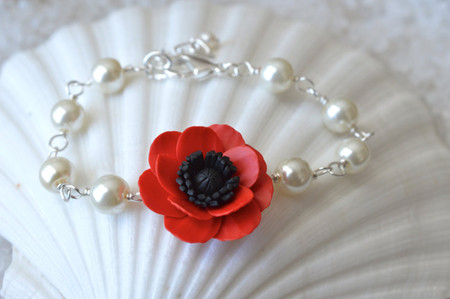 Andrea Link Bracelet in Red Poppy/Anemone and Pearls