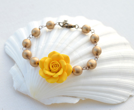 Aaliyah Link Bracelet in Golden Yellow with Antiqued Gold Beads