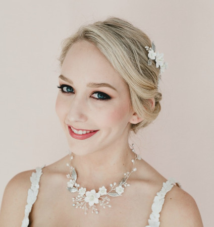 Kelsey Bridal Vine Necklace in White Magnolia