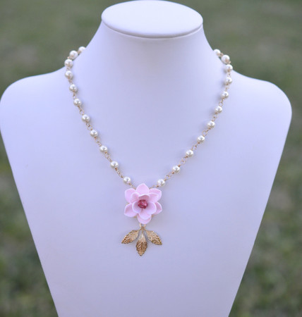 Kate Bridal Centered Necklace in Light Pink Magnolia with Metal Leaves