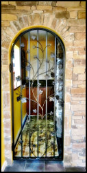 Charlotte Grapevine Iron Wine Cellar Door