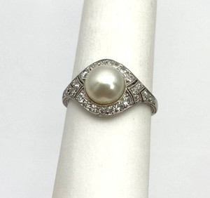 Edwardian Platinum Pearl and Filigree Diamond Ring