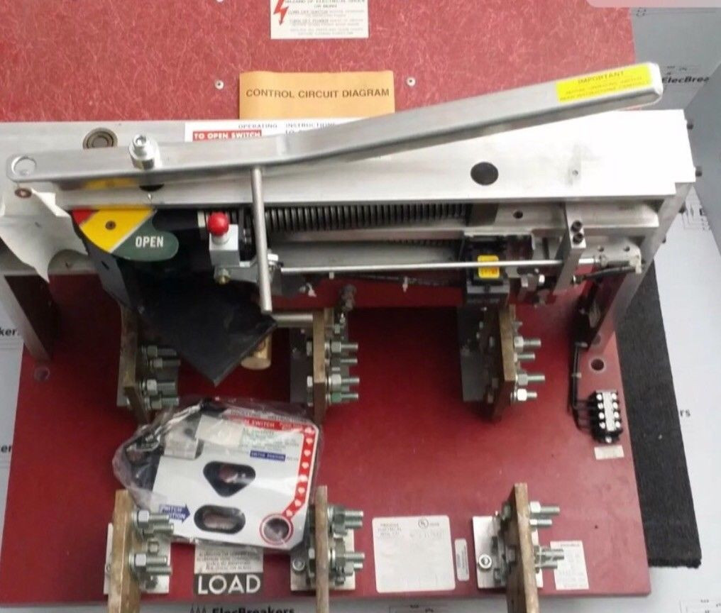 Pringle QA2533CBC 2500 Amp W 120 VAC Shunt Trip 480 Volt National