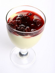 Raspberry Bavarian Cream e-juice by Velvet Vapors