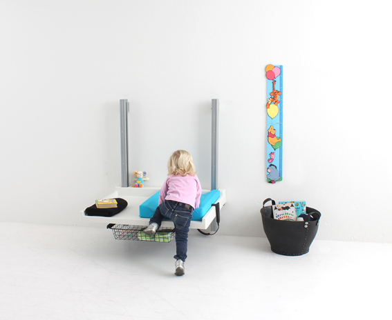 CONSET BABY CHANGING TABLE